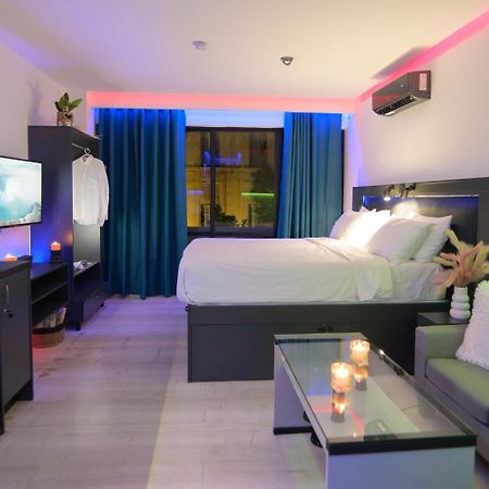 25 Dikaiosinis Ave. Appartement Iraklion Buitenkant foto