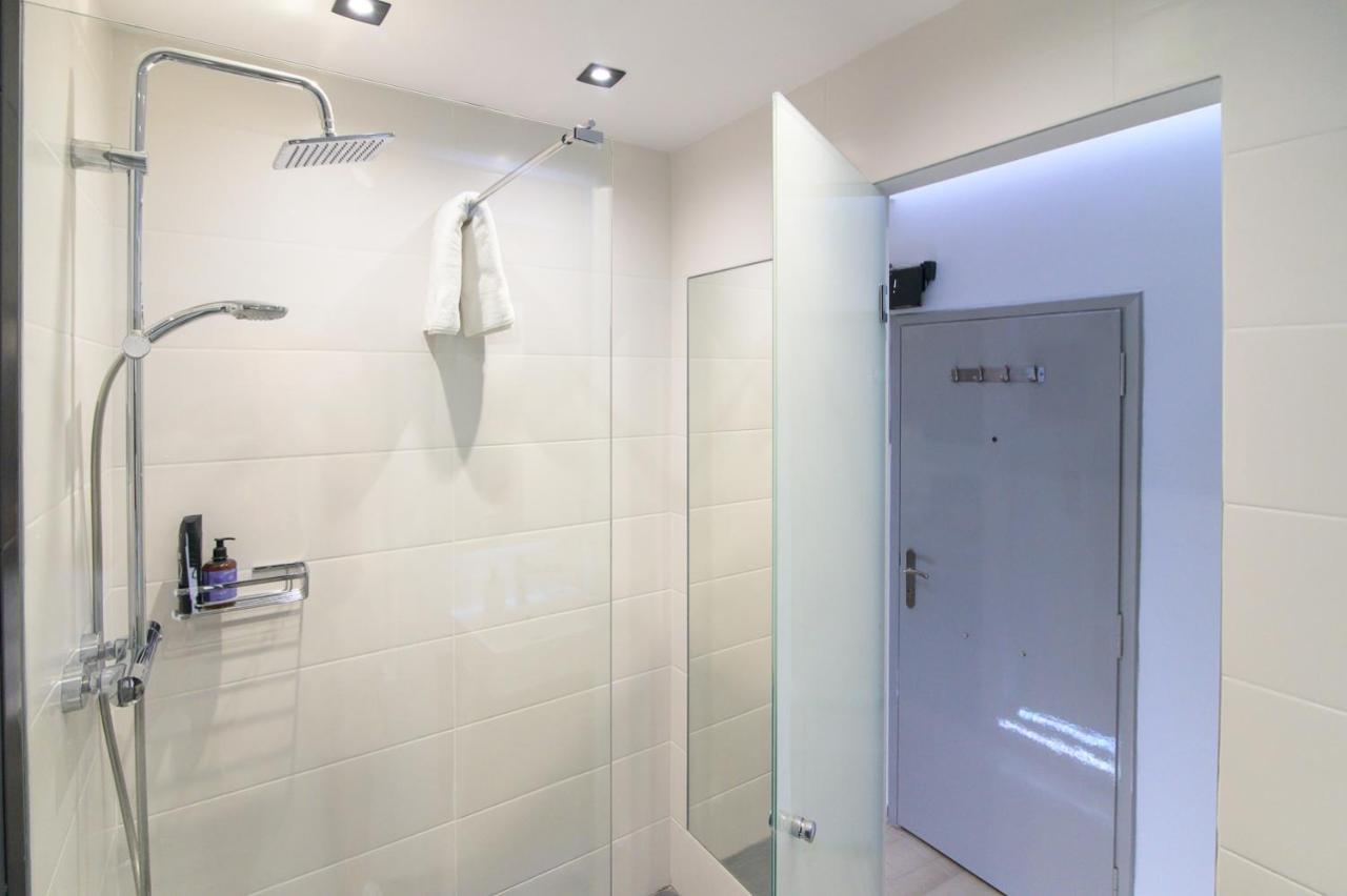 25 Dikaiosinis Ave. Appartement Iraklion Buitenkant foto
