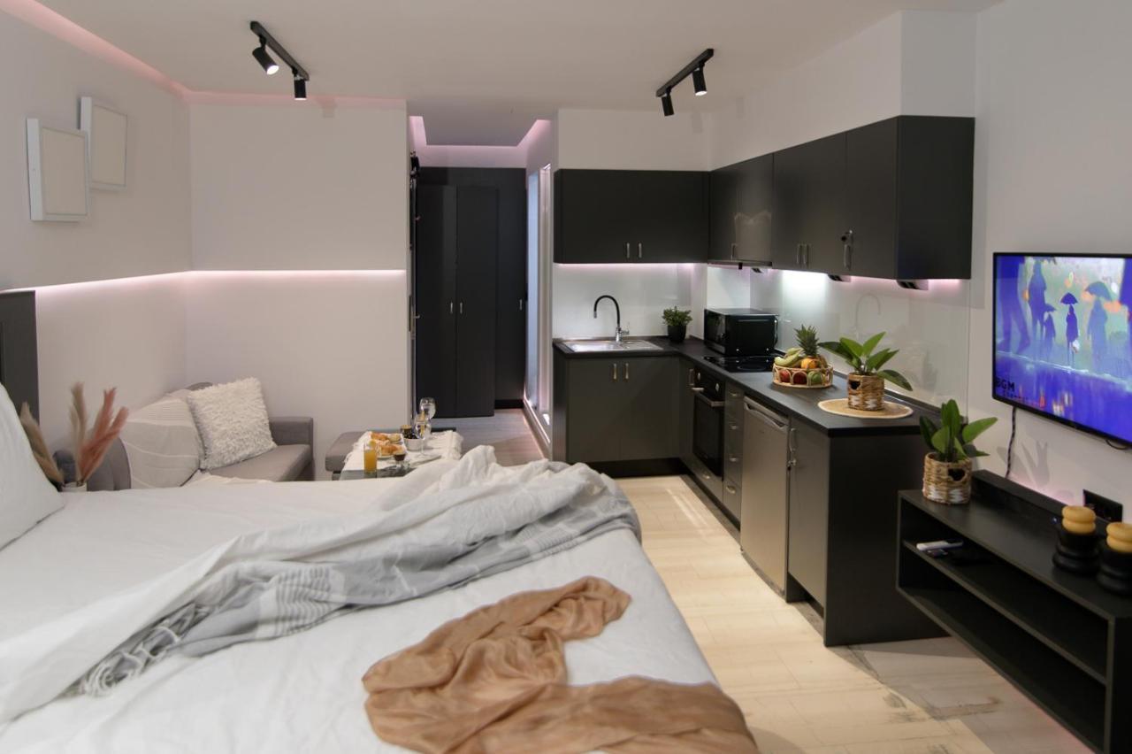 25 Dikaiosinis Ave. Appartement Iraklion Buitenkant foto