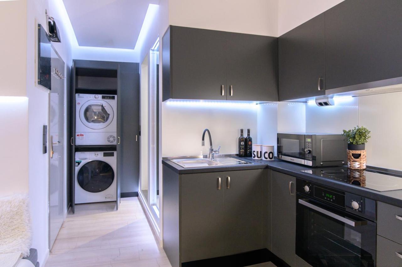 25 Dikaiosinis Ave. Appartement Iraklion Buitenkant foto