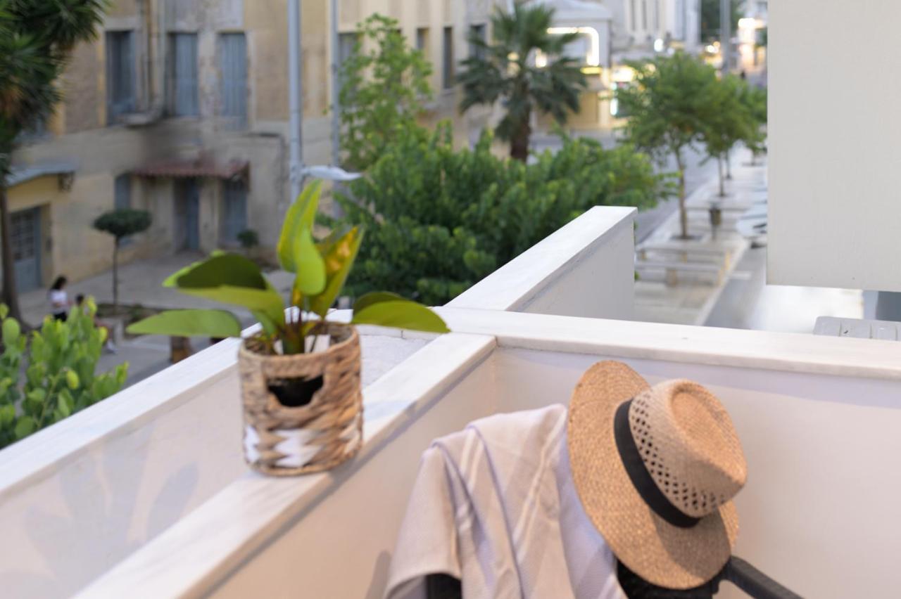 25 Dikaiosinis Ave. Appartement Iraklion Buitenkant foto